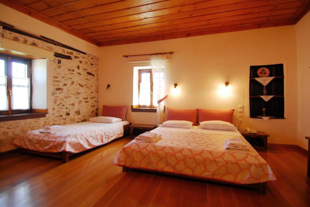 Archontiko Iatridis Otel Mourésion Oda fotoğraf